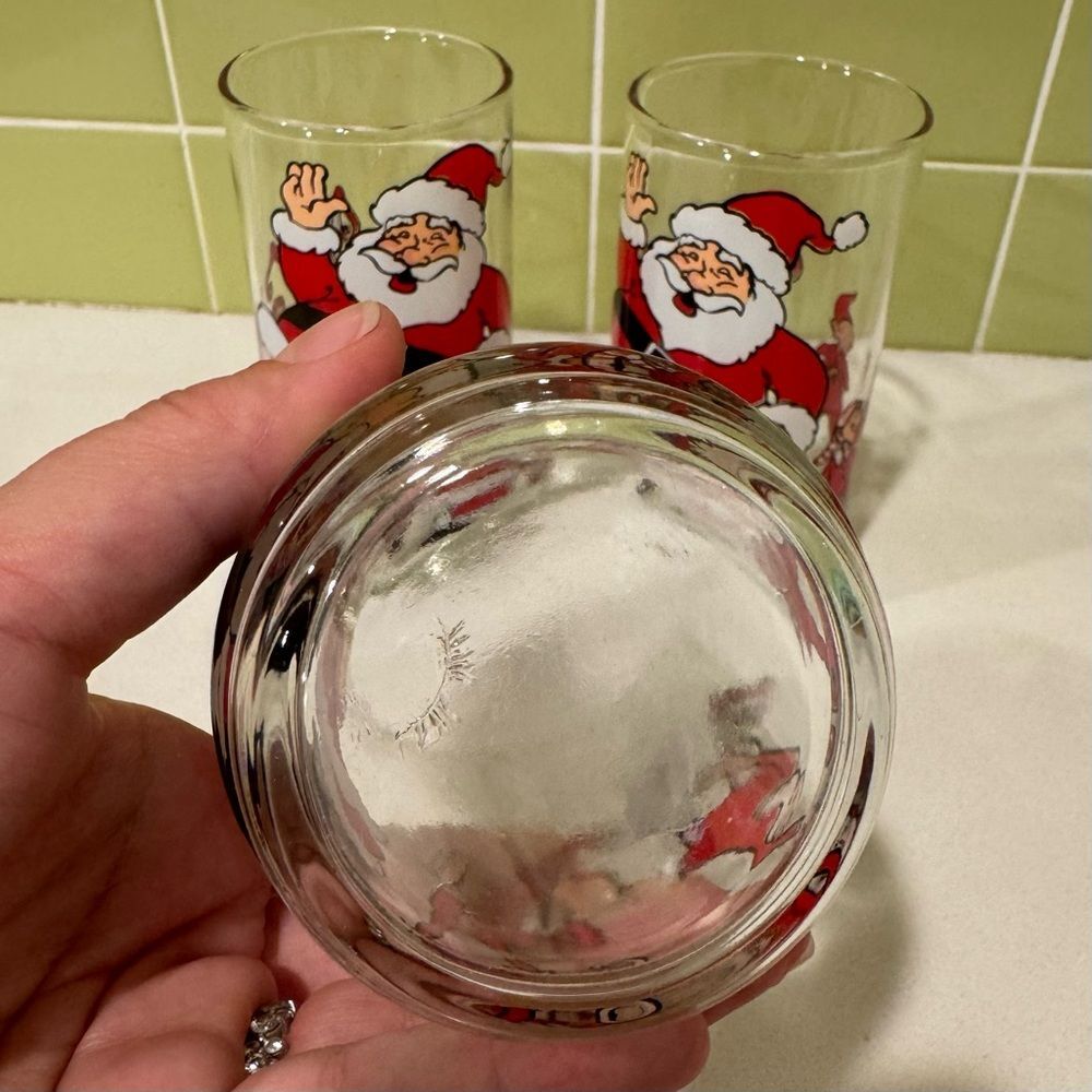 Vintage Dancing Santa Claus & Elves Glasses Set of 3 - Picture 8 of 9
